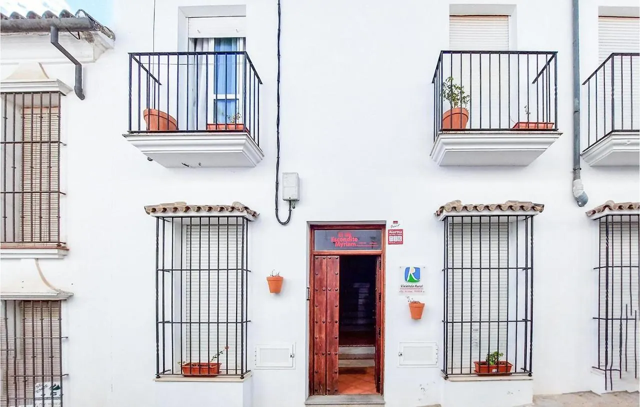 Awesome Apartment In Grazalema With Kitchenette